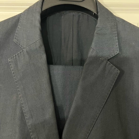 Hugo boss suit - Picture 2 of 3